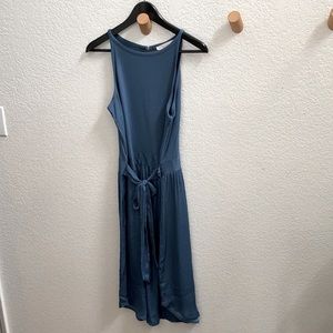 Loft mixed media tie waist dress